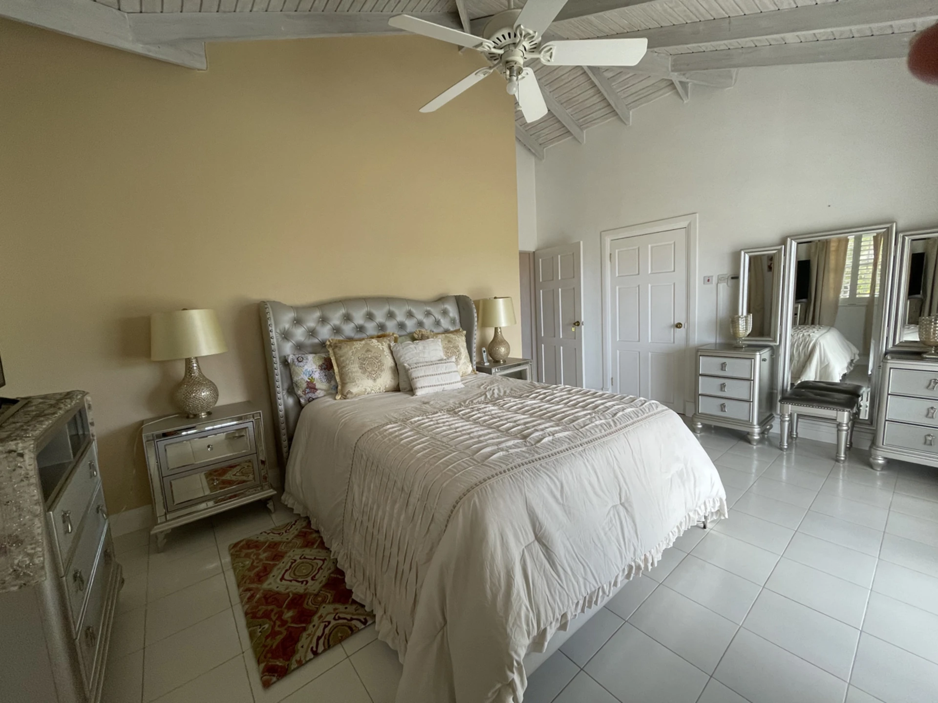 Main bedroom