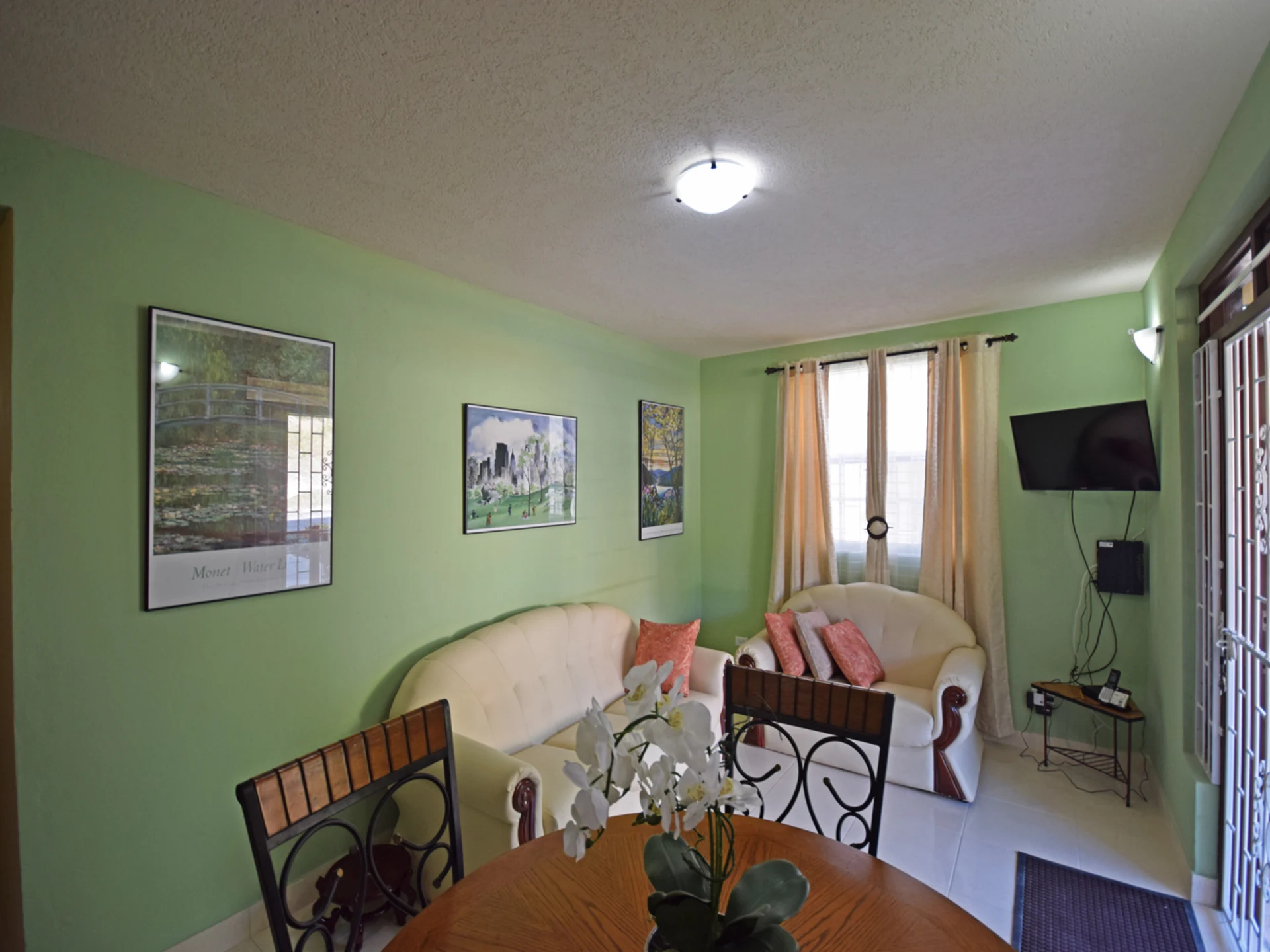 Charming, 1-bedroom apartment
