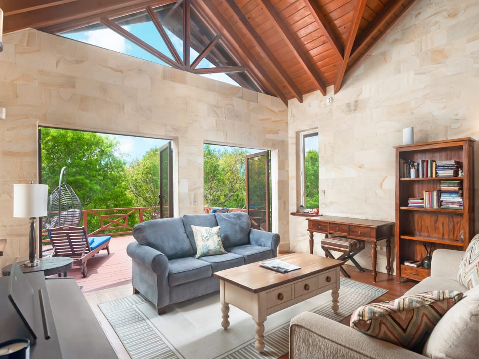 Upper sitting room