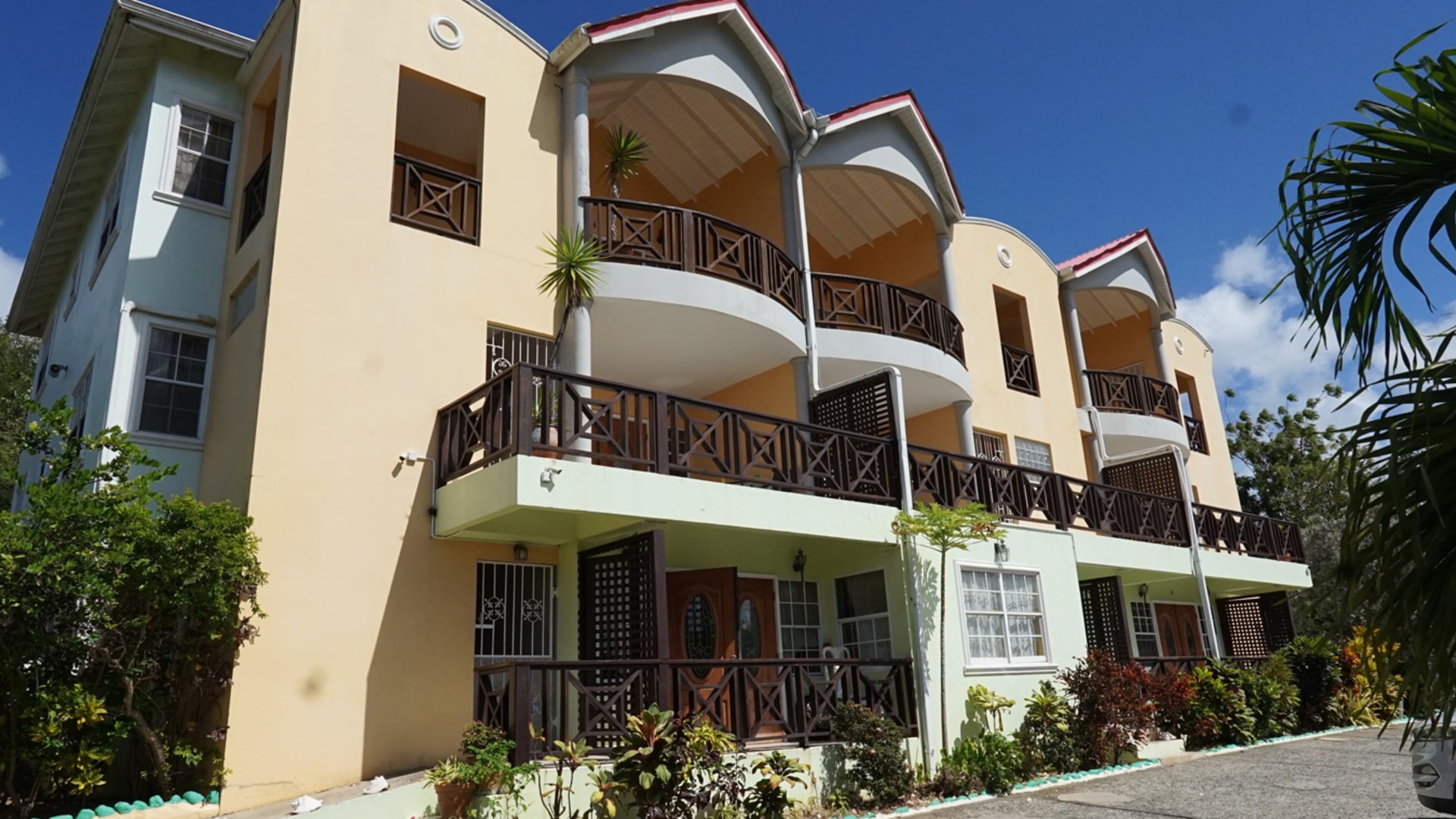 Dore Haven 2bed Apartment • Apartment • St. Lucia Real Estate