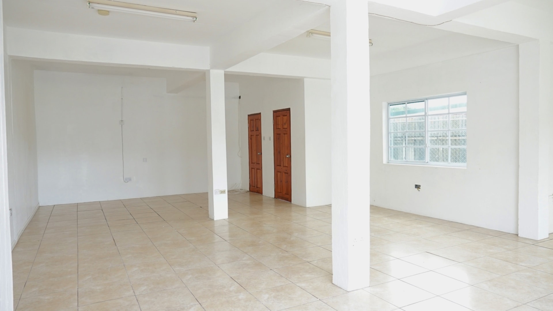 La Clery Commercial Building No 85 • Office Building • St. Lucia Real