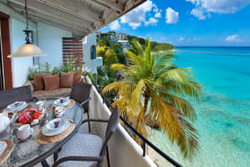 Dining balcony of Apartment 3