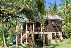 Calabash - a unique tropical home