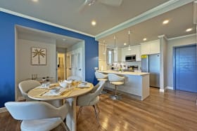 Kitchen & Dining Area