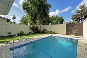 Private pool