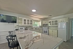 Modern kitchen