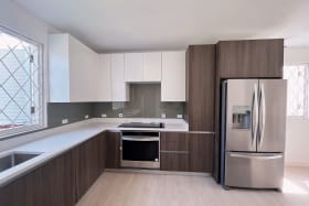 Modern kitchen