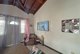 High ceilings throughout in both upper apartments