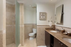 En-suite bathroom
