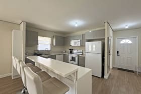 Breakfast bar