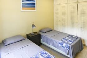 Twin Bedroom 2