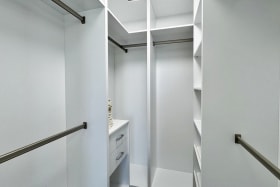 Walk in closet