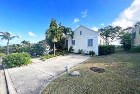 Vuemont 124. Modern 2 bed/ 2 bath villa