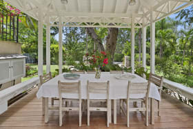 Llarge outdoor dining gazebo