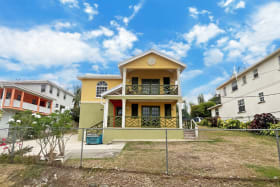 Frontage of Plumbtree Avenue 24