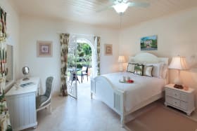 Guest bedroom