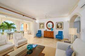 Spacious living room