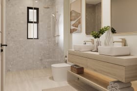 En-suite primary bathroom