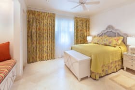 Guest bedroom