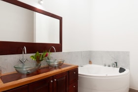 One of the 5 full bathrooms