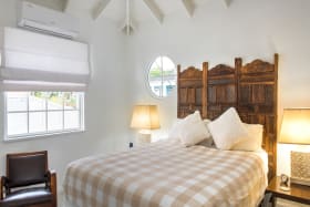 Guest bedroom