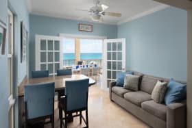 Breakfast room