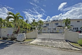 Entrance to Fairway Villas