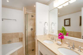 Master ensuite