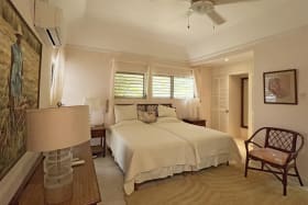 Guest bedroom