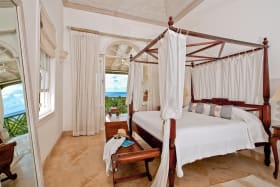 Guest bedroom suite