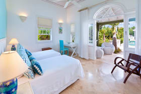 Guest bedroom suite