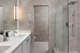 En-suite bathroom