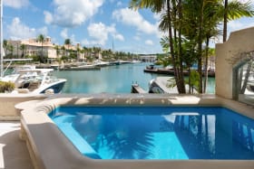 Private plunge pool