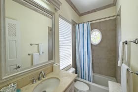 Ensuite bathroom in guest bedroom upstairs