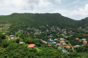 Surrounding Monchy community