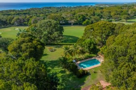 Mahogany Hill Sandy Lane