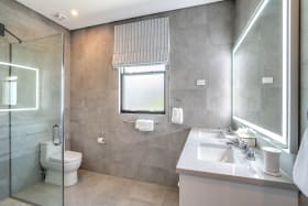 Bathroom 4