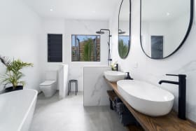 Luxurious bathroom