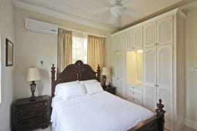 Guest bedroom