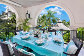 Schooner Bay 204