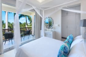 Guest bedroom
