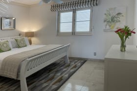 Guest bedroom