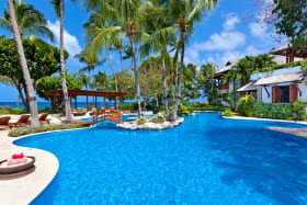 100 ft Swimming pool