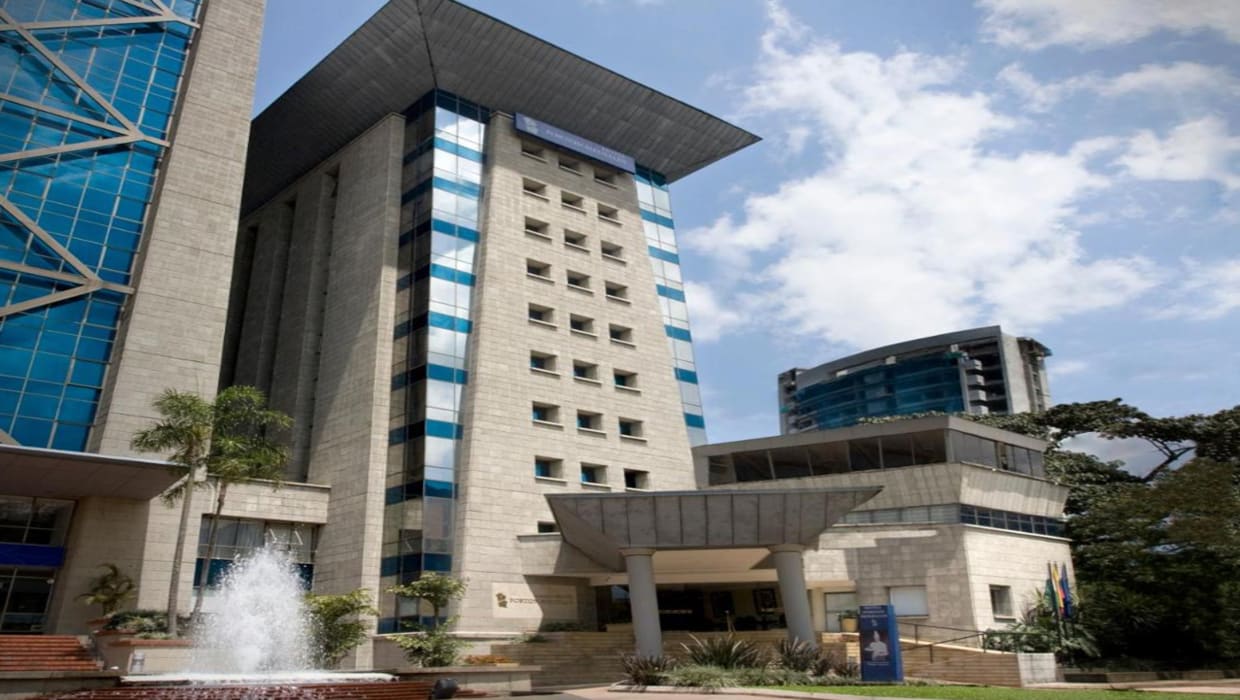 Alójate en Hotel Portón Medellín