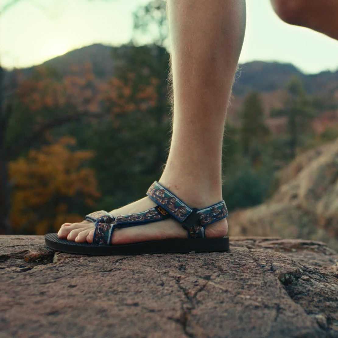 Teva Women's Universal Trail Sandals - Vibram Megagrip Outdoor Sandals