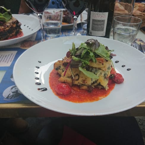 Le Moulin De La Galette In Paris Restaurant Reviews Menu And Prices Thefork Formerly Dimmi