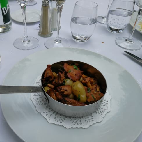 Le Pavillon Bleu In Saint Maur Des Fosses Restaurant Reviews Menu And Prices Thefork