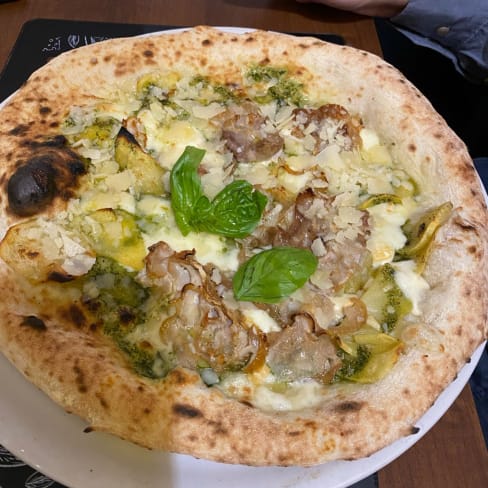 Pizza Al Quadrato Due In Torre Del Greco Restaurant Reviews Menu And Prices Thefork