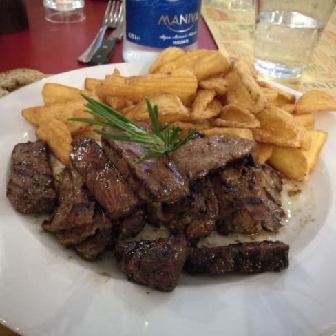 Grill Inn Store i Pogliano Milanese Restaurangens meny Grill Inn Store Bild från Grill Inn Store, Pogliano