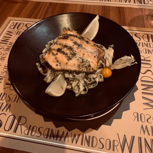 Windsor Bar Brasserie In Saint Quentin Restaurant Reviews Menu